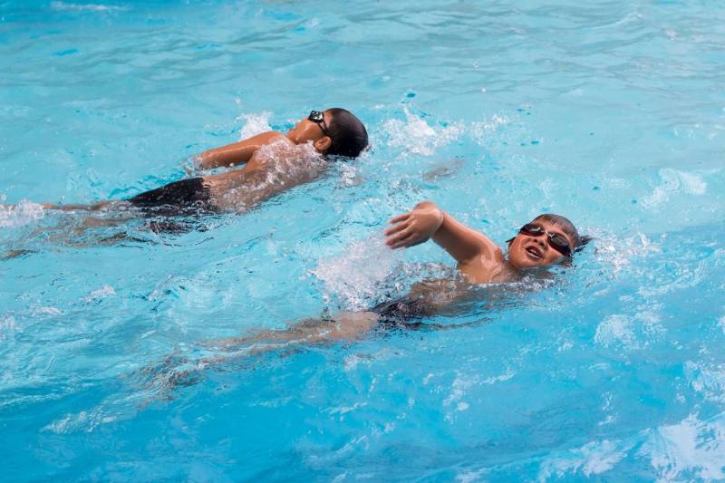 Cours de natation pour les enfants près de Lormont en Gironde